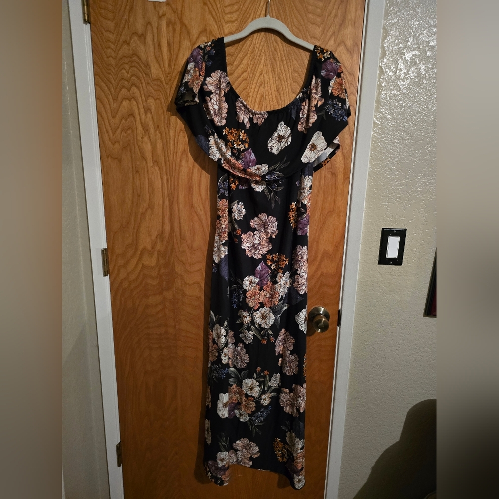 Vibe Sportswear Black Floral Print Dress Off The Shoulder Maxi Dress - Picture 3 of 6